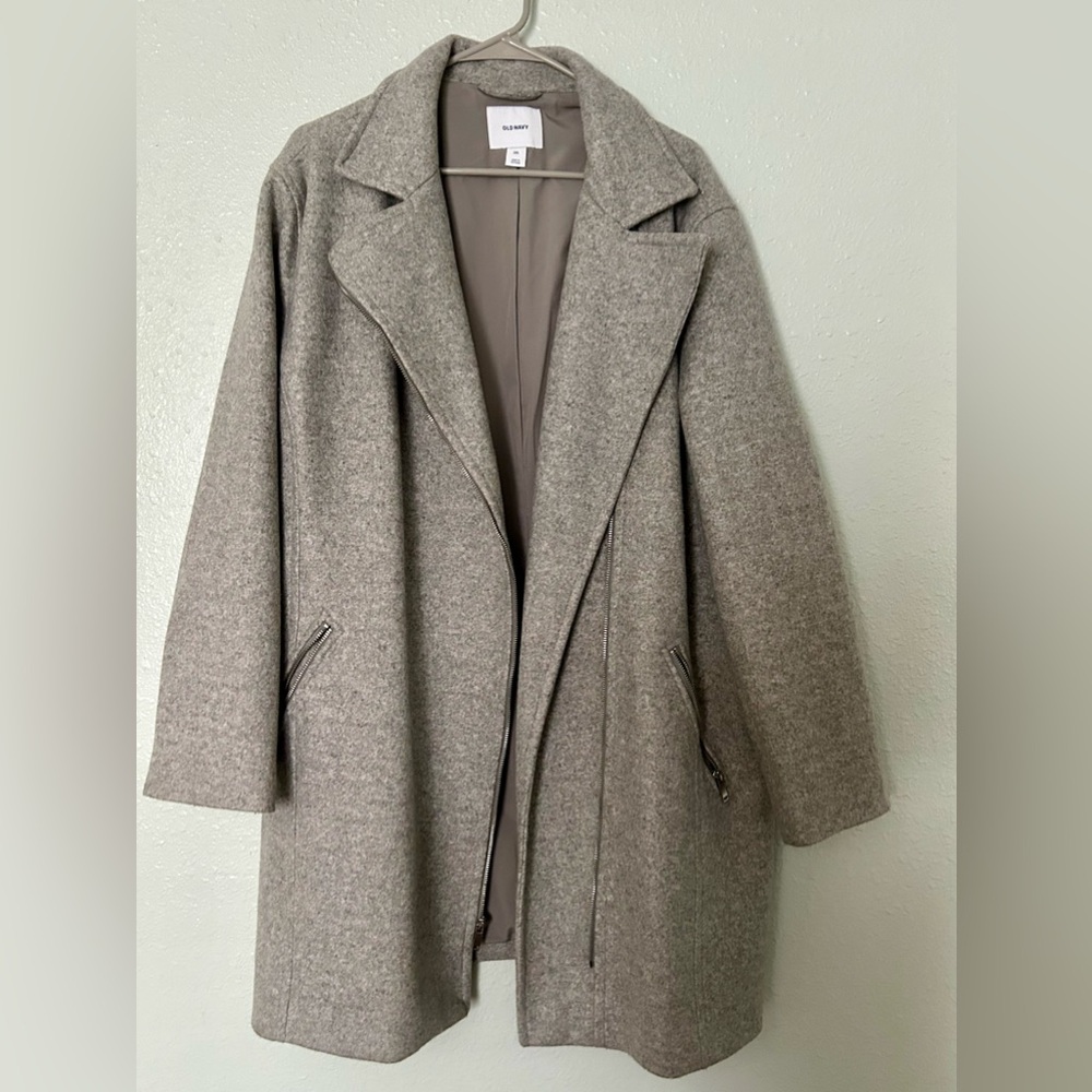 Old Navy Women’s Grey Winter Coat